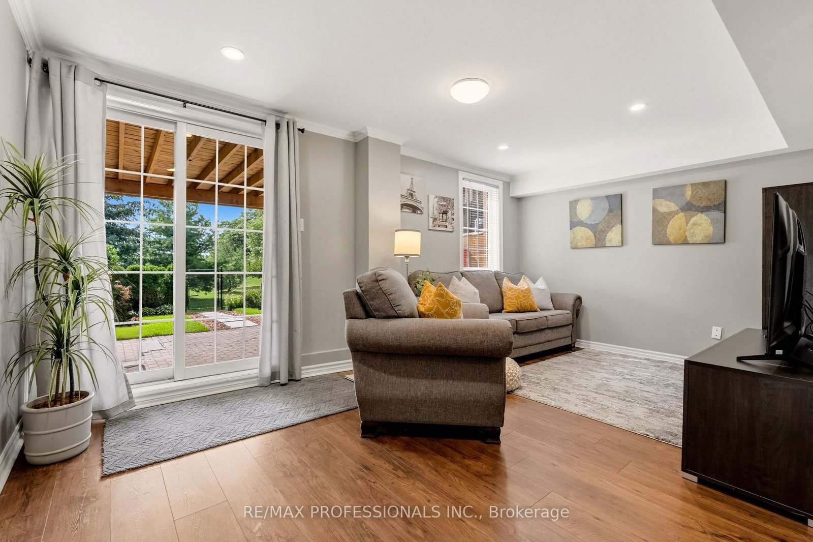 40 Dominion Gardens Drive • Halton Hills, ON photo 34