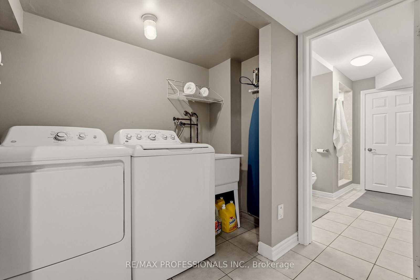 40 Dominion Gardens Drive • Halton Hills, ON photo 38
