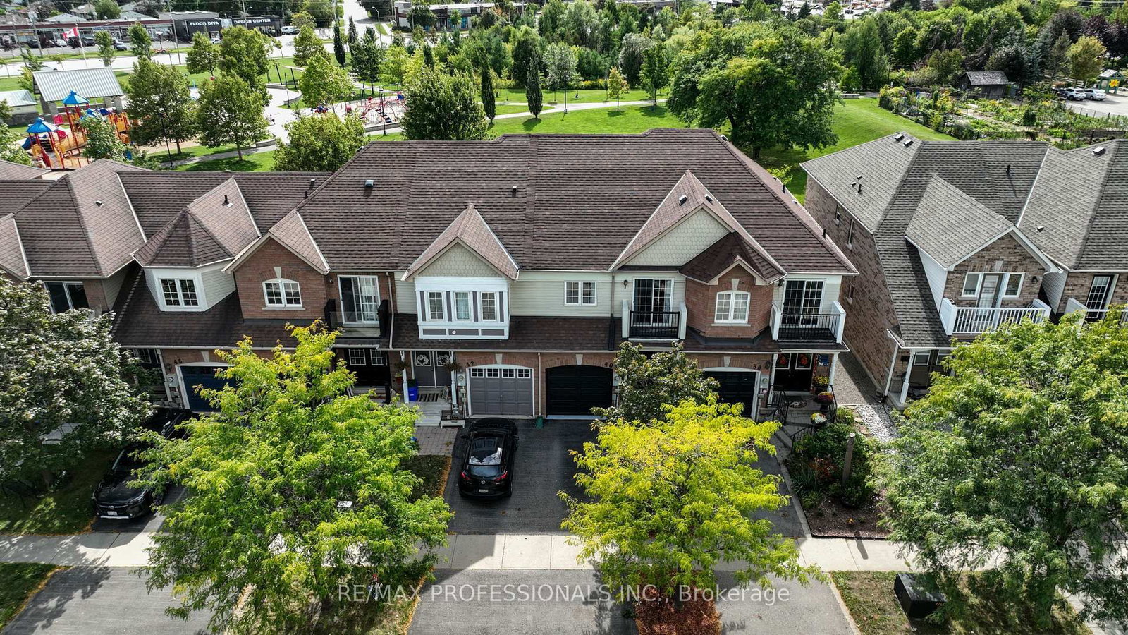 40 Dominion Gardens Drive • Halton Hills, ON photo 4