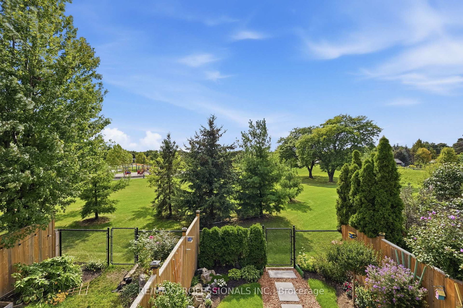 40 Dominion Gardens Drive • Halton Hills, ON photo 46