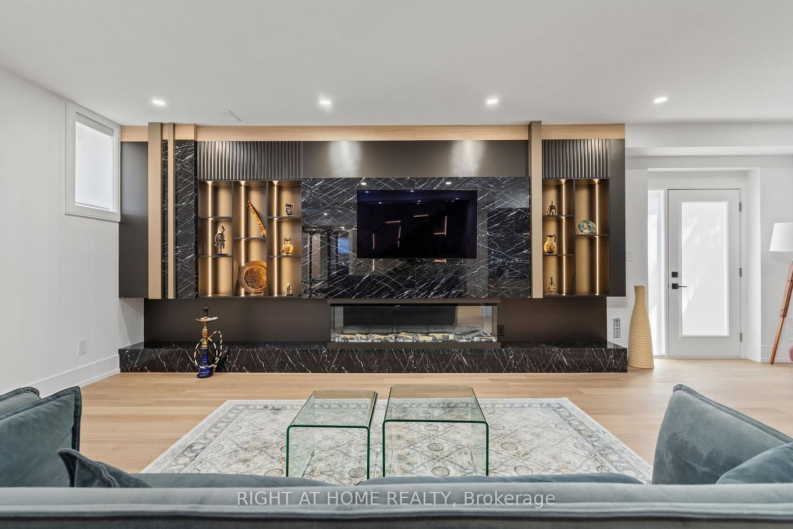 33 Thorndale Avenue • Toronto, ON photo 37