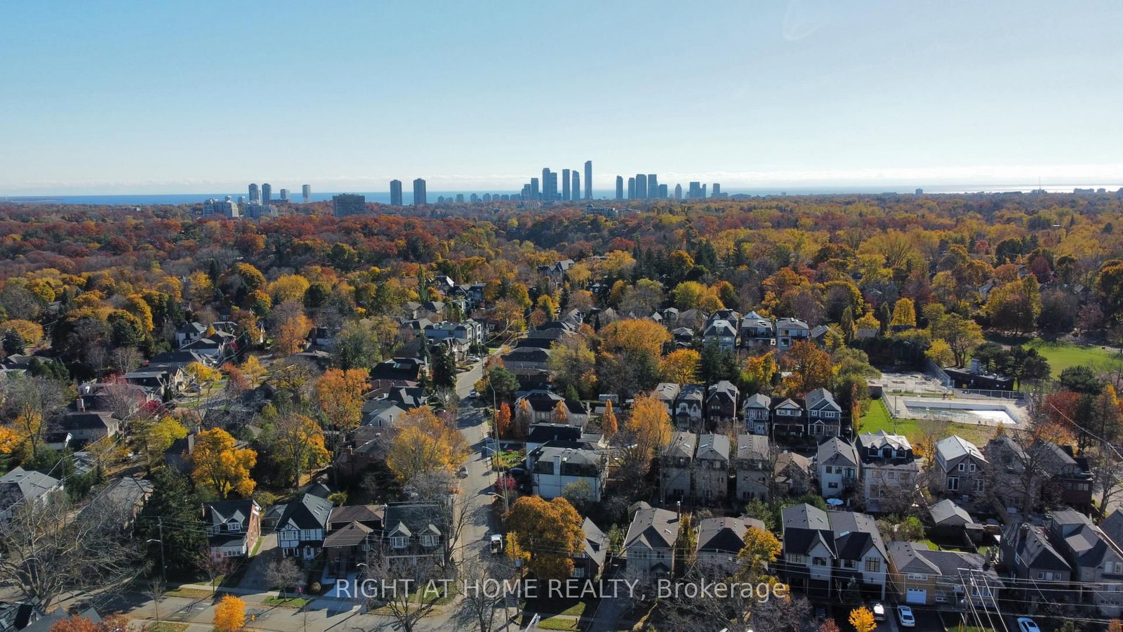 33 Thorndale Avenue • Toronto, ON photo 49