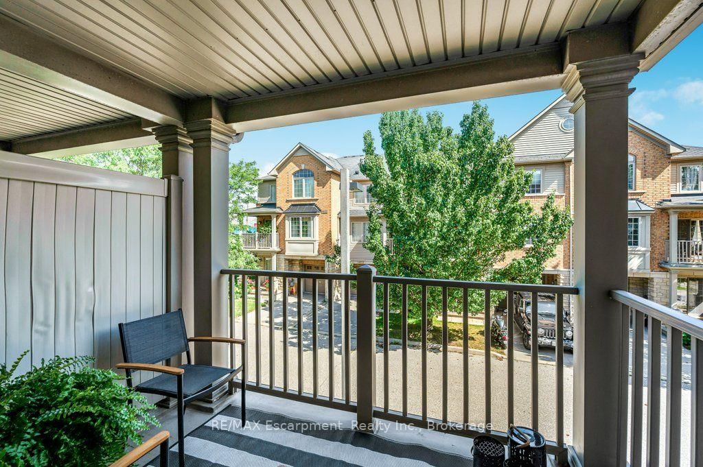 626 Hooks Common • Burlington, ON photo 26