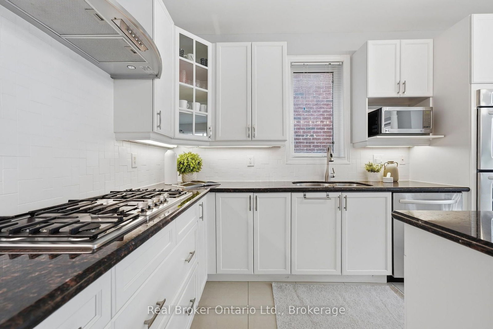 4675 Bracknell Road • Burlington, ON photo 15