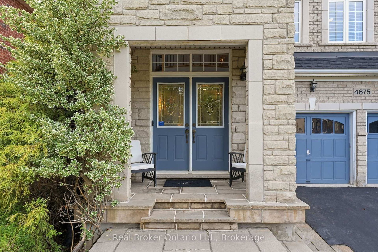 4675 Bracknell Road • Burlington, ON photo 5