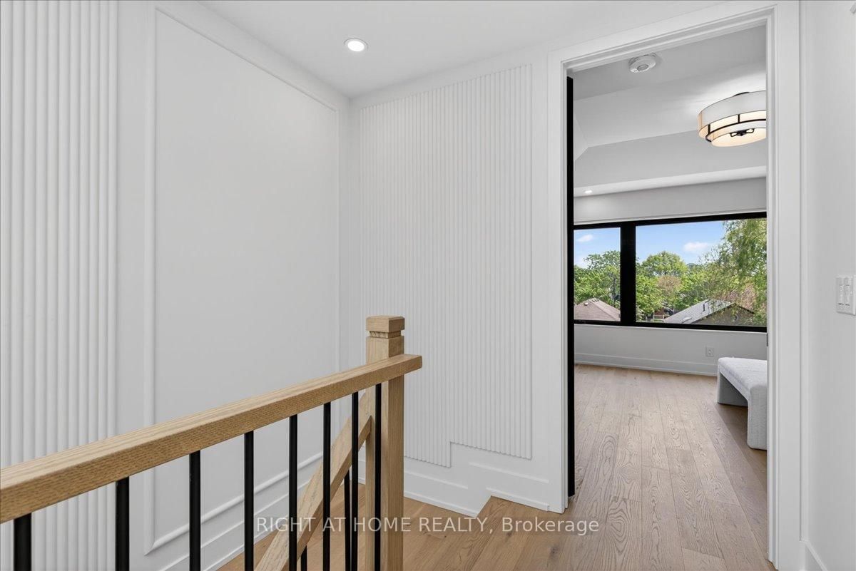 15B ROSEMEADE Avenue • Toronto, ON photo 20