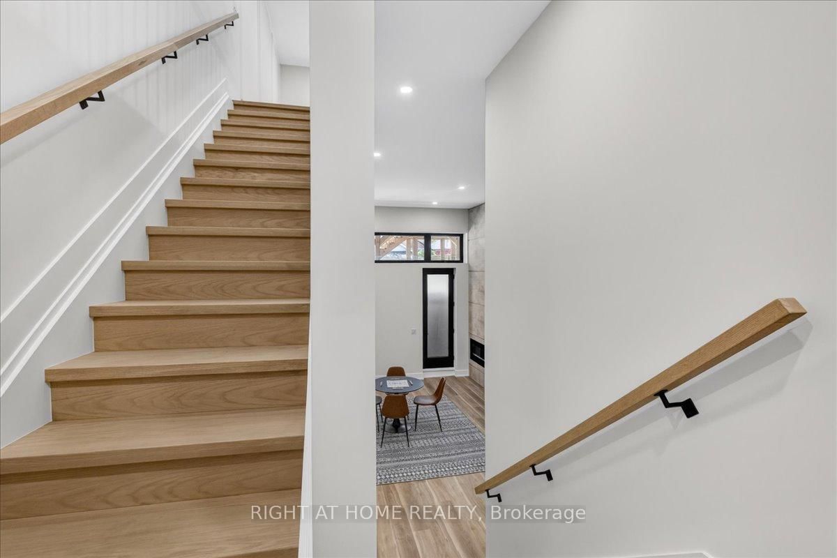 15B ROSEMEADE Avenue • Toronto, ON photo 36