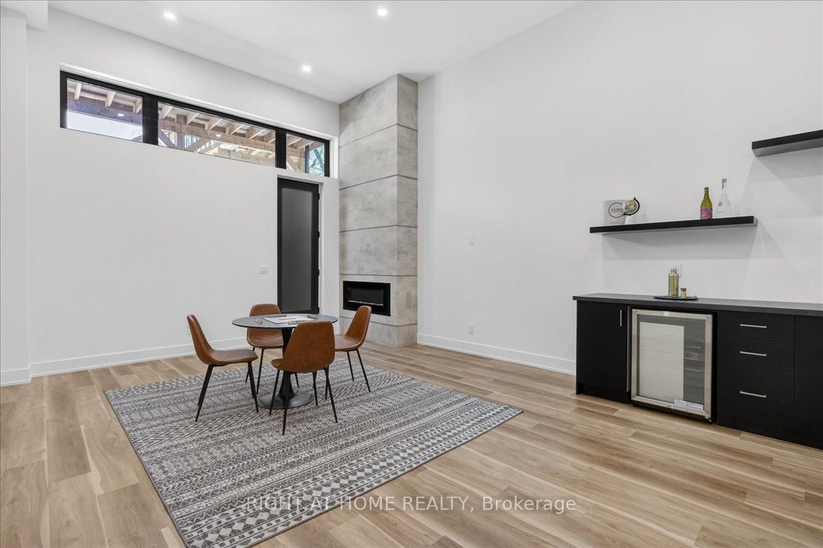 15B ROSEMEADE Avenue • Toronto, ON photo 37