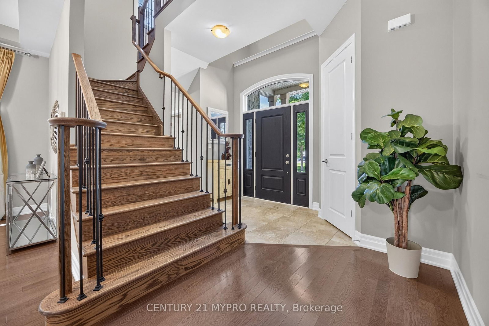 144 North Park Boulevard • Oakville, ON photo 12