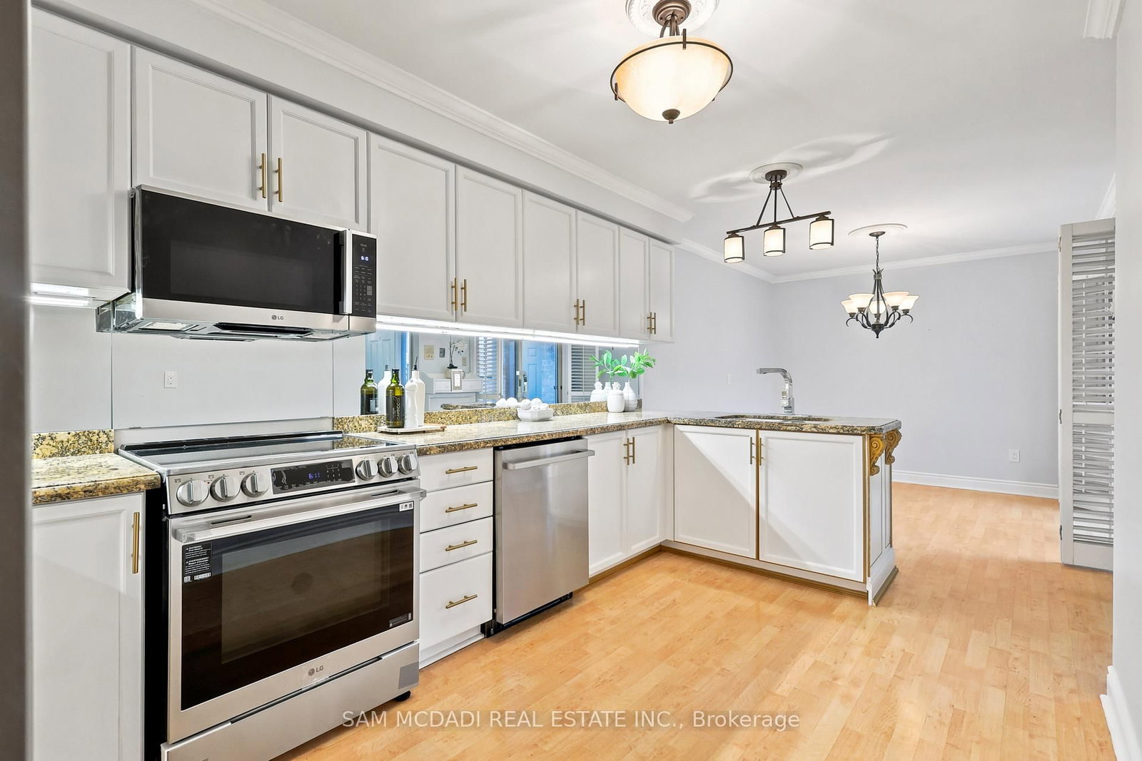 1725 The Chase • #20 • Mississauga, ON photo 12