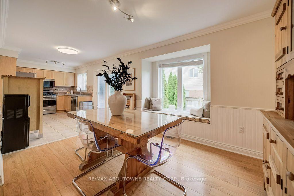 5180 Bunton Crescent • Burlington, ON photo 11