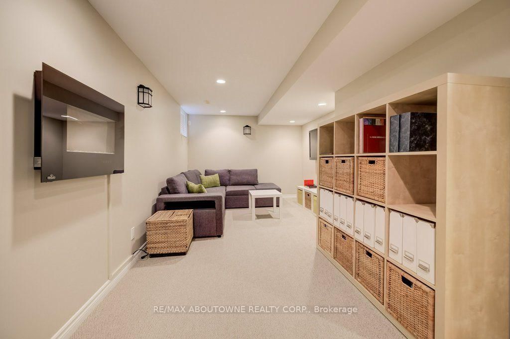 5180 Bunton Crescent • Burlington, ON photo 24