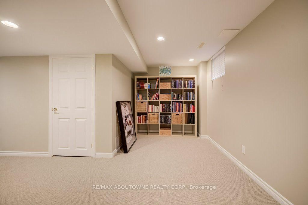 5180 Bunton Crescent • Burlington, ON photo 26