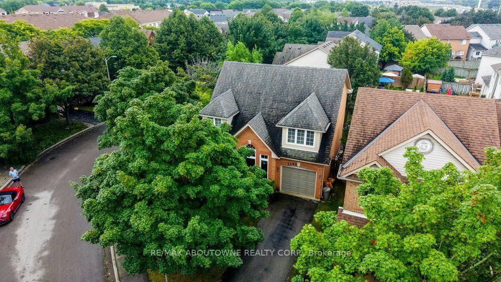 5180 Bunton Crescent • Burlington, ON photo 30
