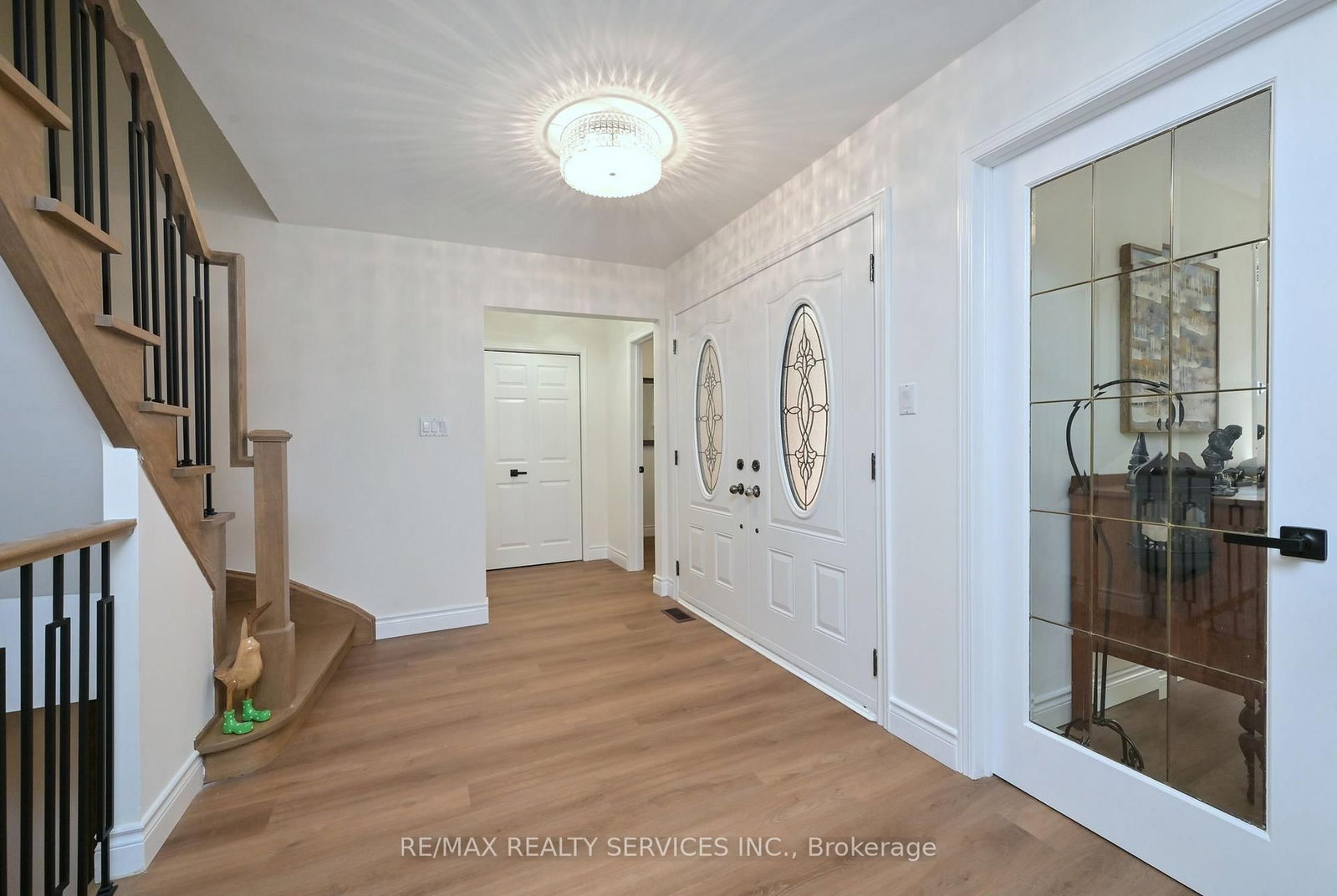 14 Ramsgate Court • Brampton, ON photo 5