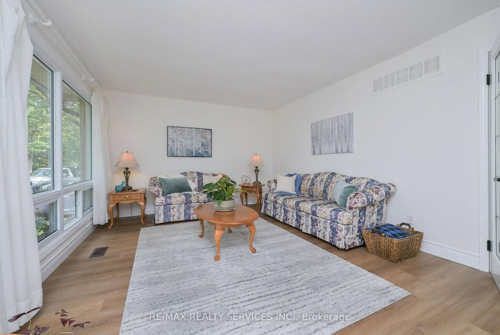 14 Ramsgate Court • Brampton, ON photo 9