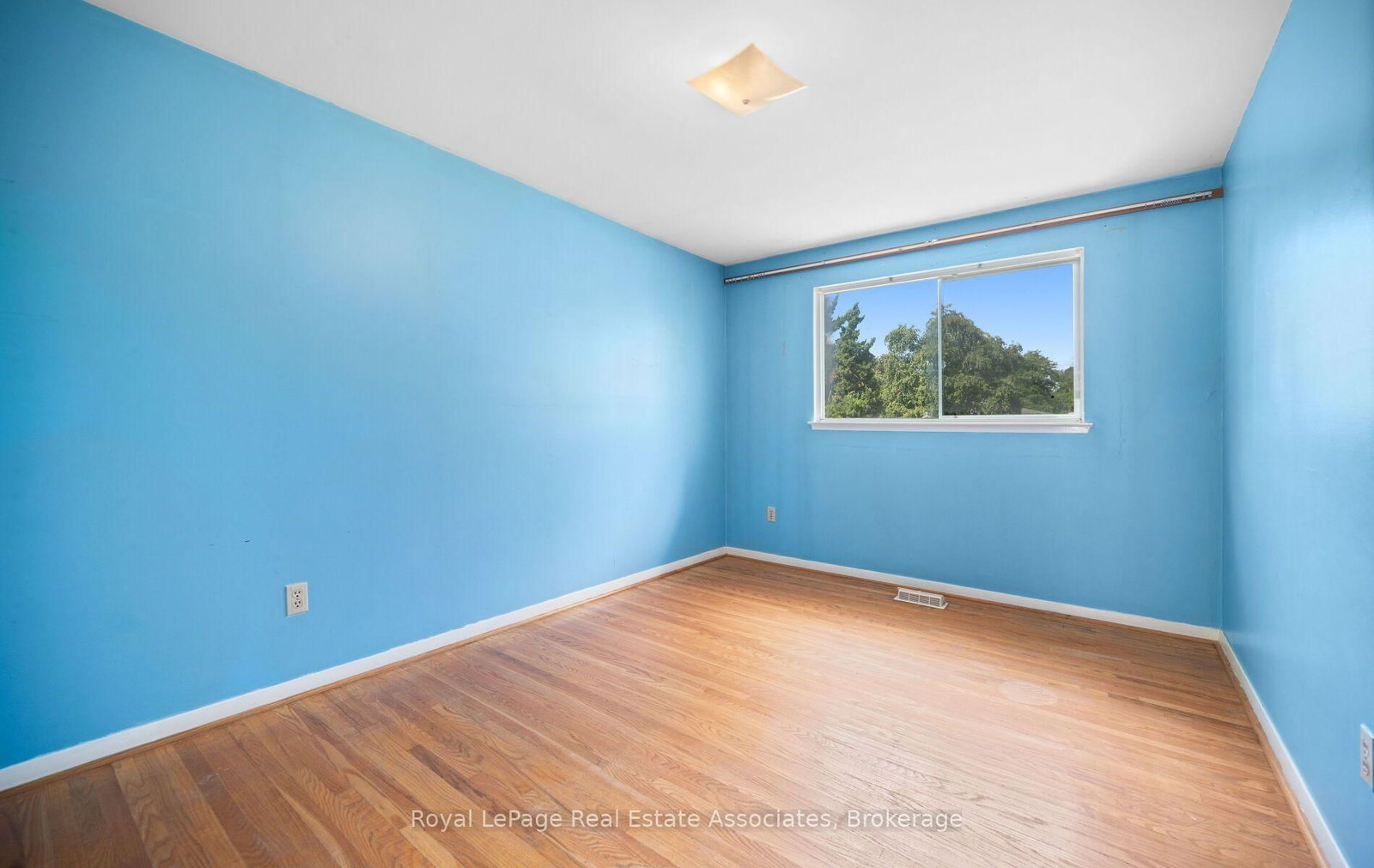 589 Tedwyn Drive • Mississauga, ON photo 12