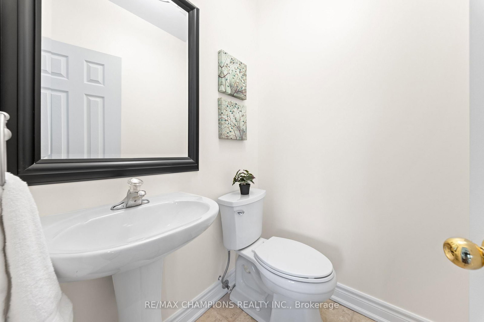 42 Abbotsbury Brampton,ON L6X 0S3 — Photo 19