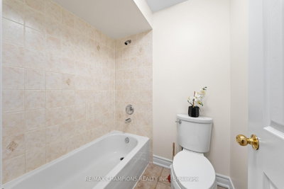 42 Abbotsbury Brampton,ON L6X 0S3 — Photo 34