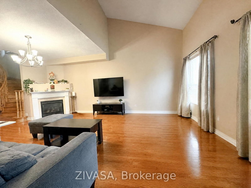 UPPER - 84 Game Creek Crescent