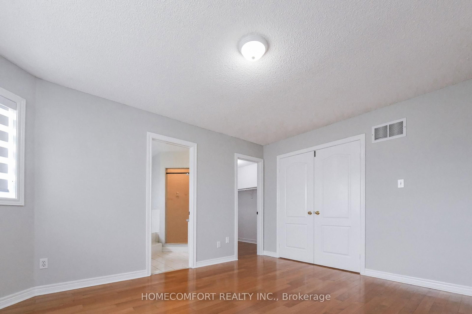 3557 old orchard park Drive • Mississauga, ON photo 16