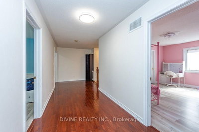 4911 Maxine Mississauga,ON L4Z 4H7 — Photo 23