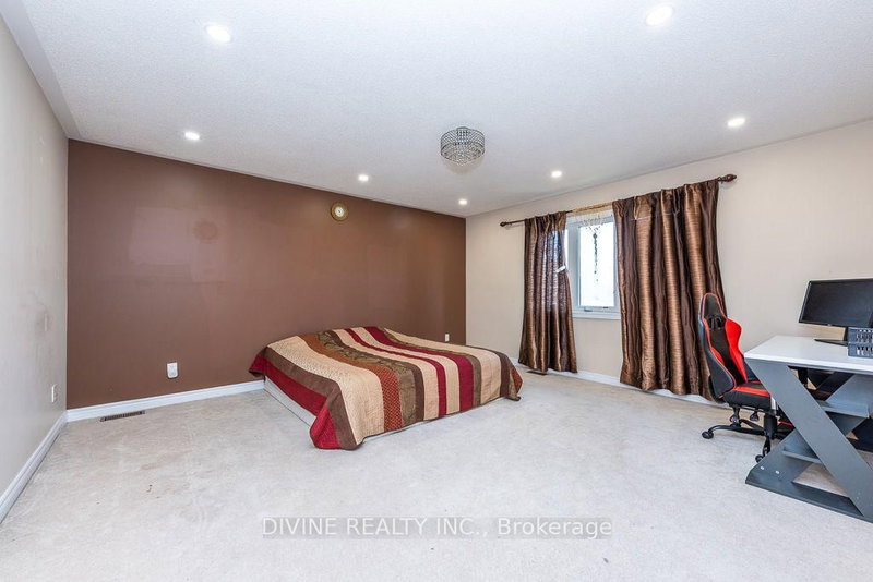 4911 Maxine Mississauga,ON L4Z 4H7 — Photo 25