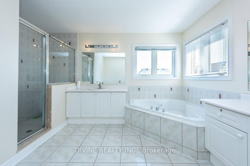 4911 Maxine Mississauga,ON L4Z 4H7 — Photo 27