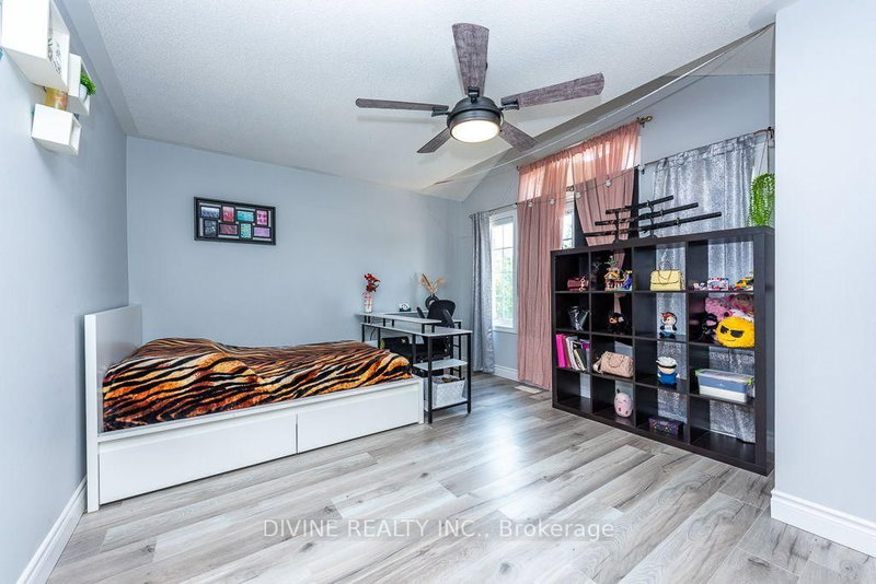 4911 Maxine Mississauga,ON L4Z 4H7 — Photo 31