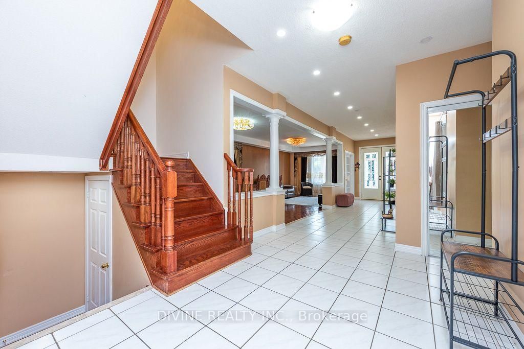 4911 Maxine Place • Mississauga, ON photo 6