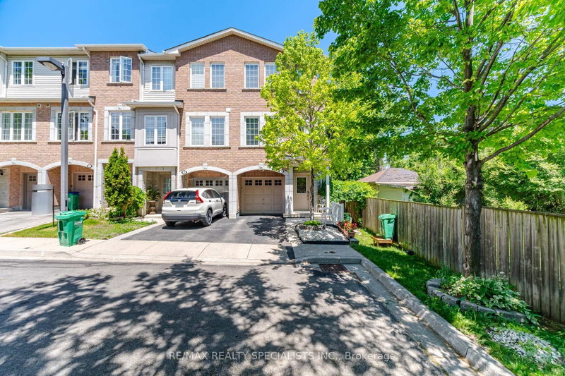 1 - 3071 Treadwells Drive
