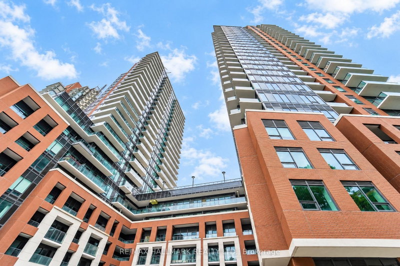 2115 - 4010 Eglinton Avenue W