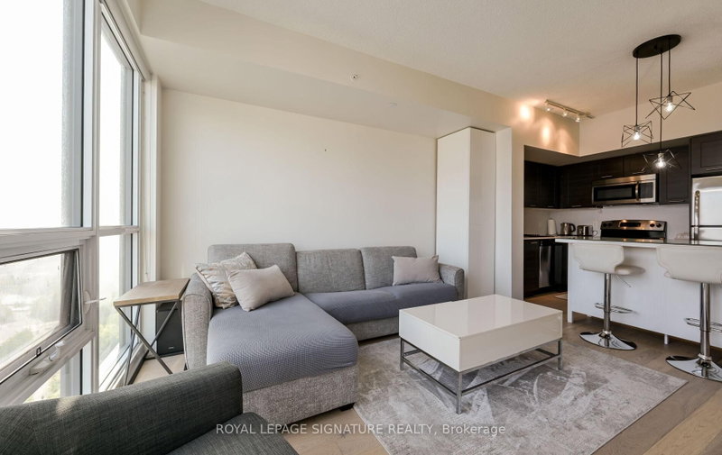 2209 - 2212 Lake Shore Boulevard W