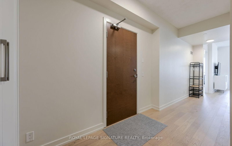 2212 Lake Shore Blvd W photo 4