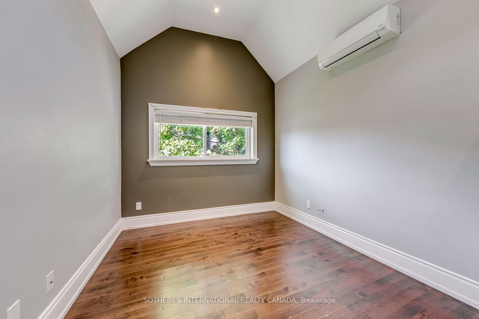 66 Twenty Ninth Street • Toronto, ON photo 20