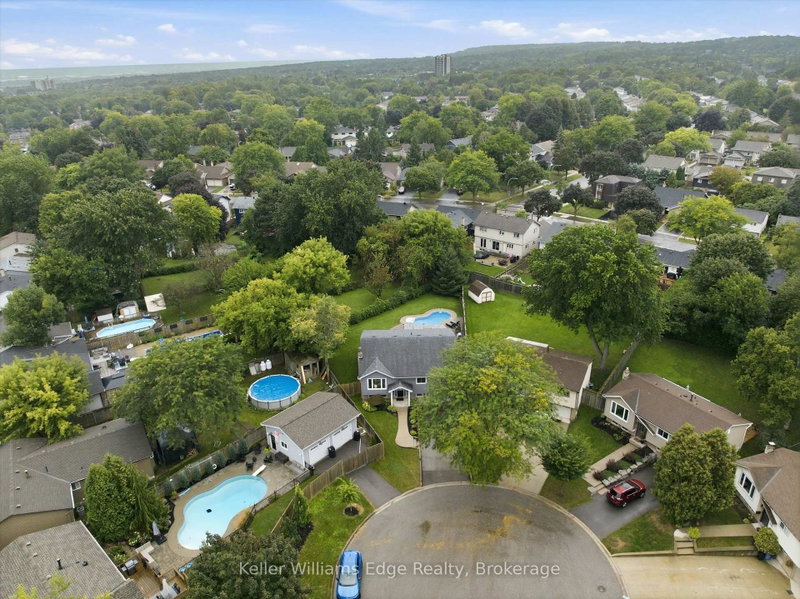 2372 Cayuga Court