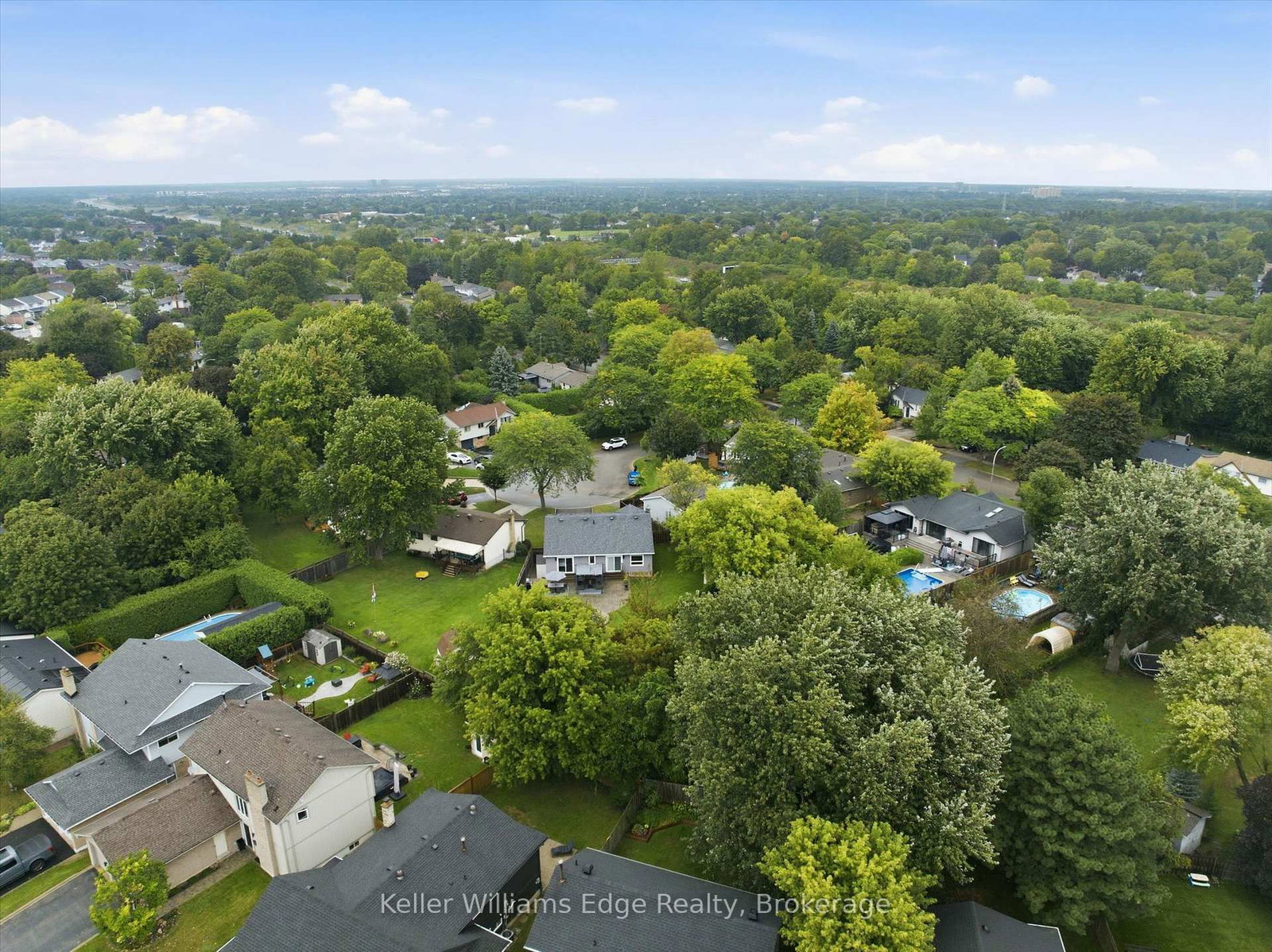 2372 Cayuga Court • Burlington, ON photo 46