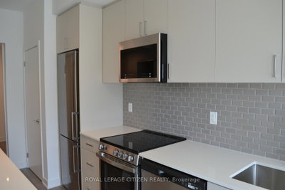 1005 Dundas Oakville,ON L6H 7E8 — Photo 14