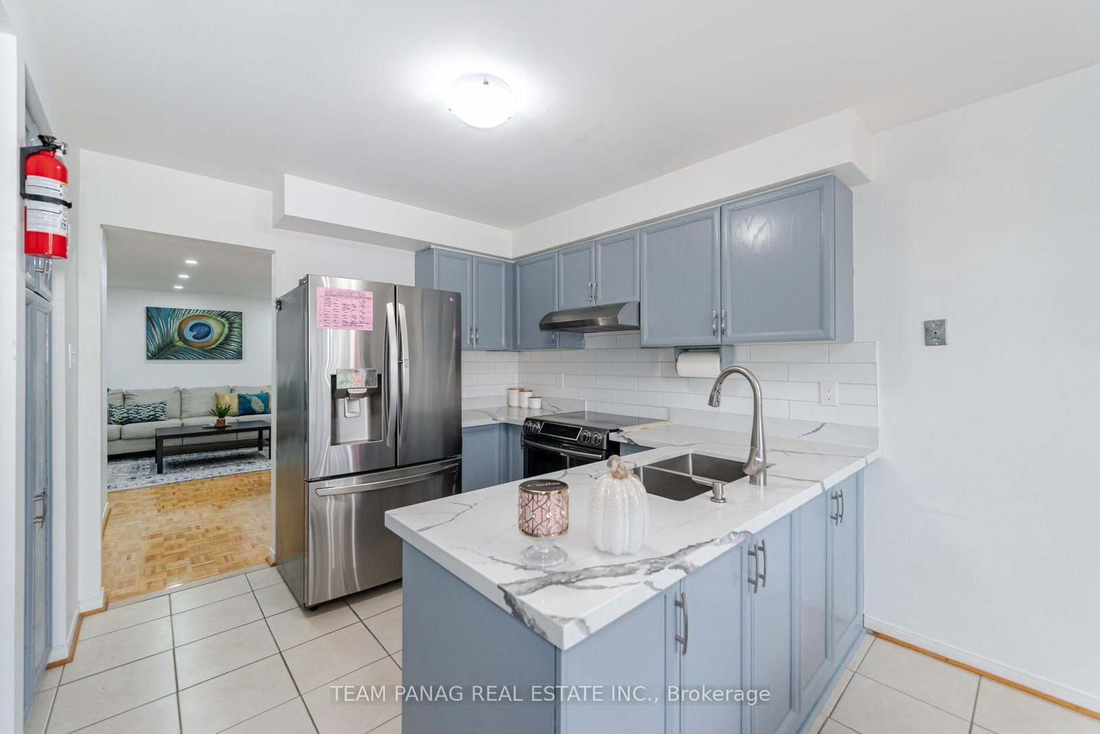 8 Drayglass Court • Brampton, ON photo 10