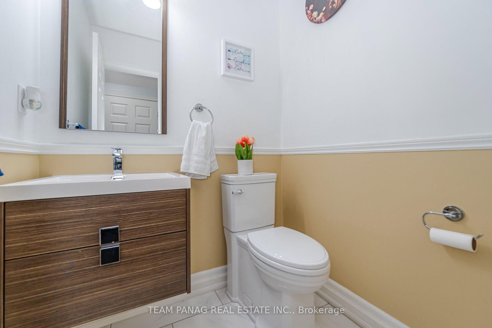 8 Drayglass Court • Brampton, ON photo 17