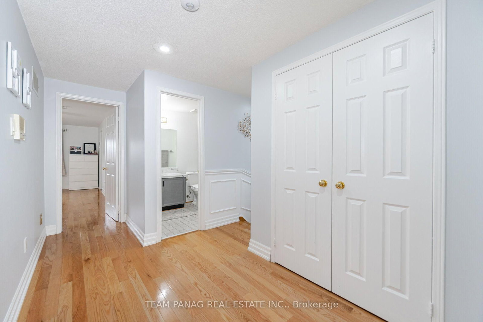 8 Drayglass Court • Brampton, ON photo 21