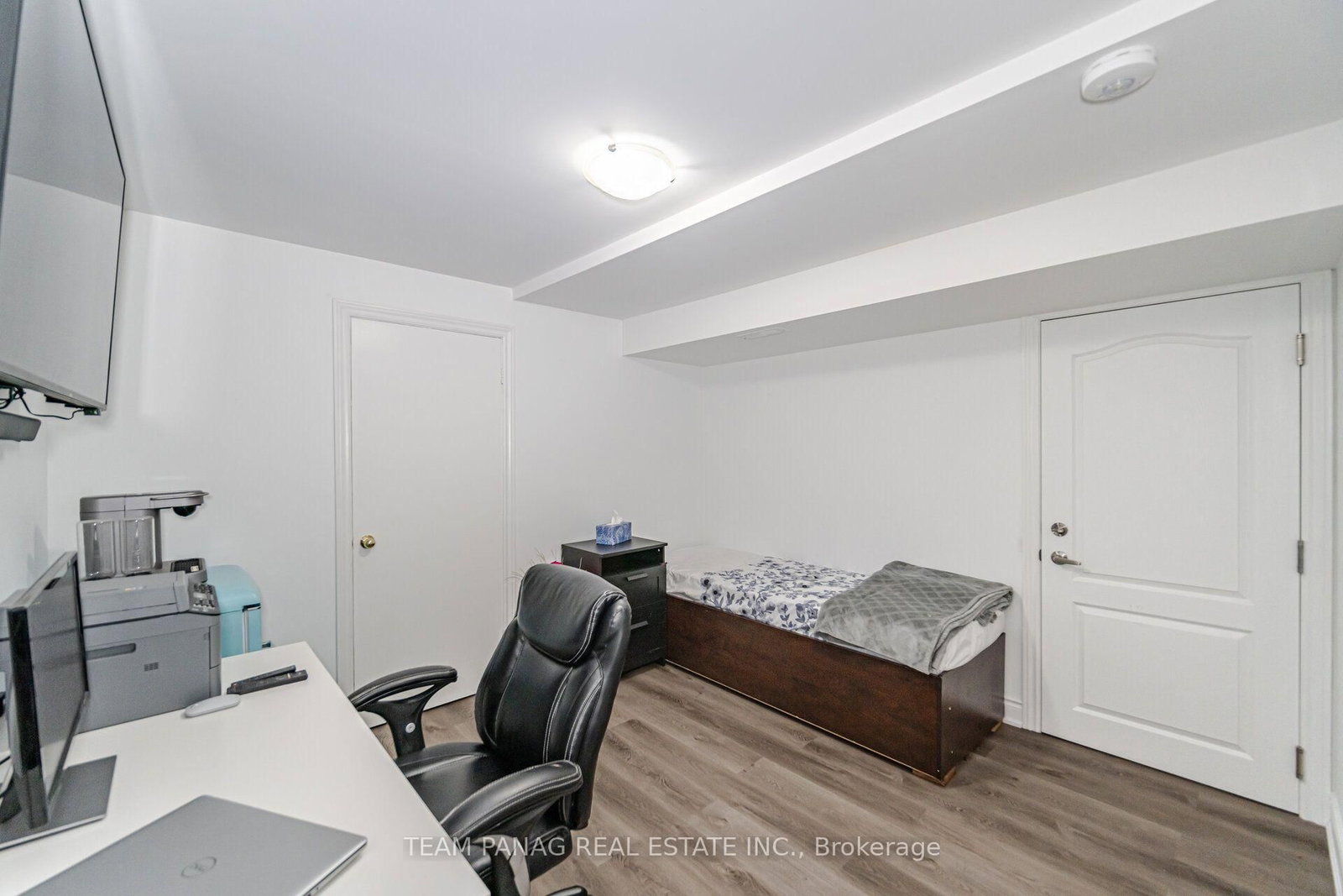 8 Drayglass Court • Brampton, ON photo 33