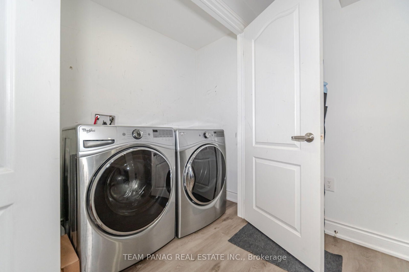 8 Drayglass Court • Brampton, ON photo 46
