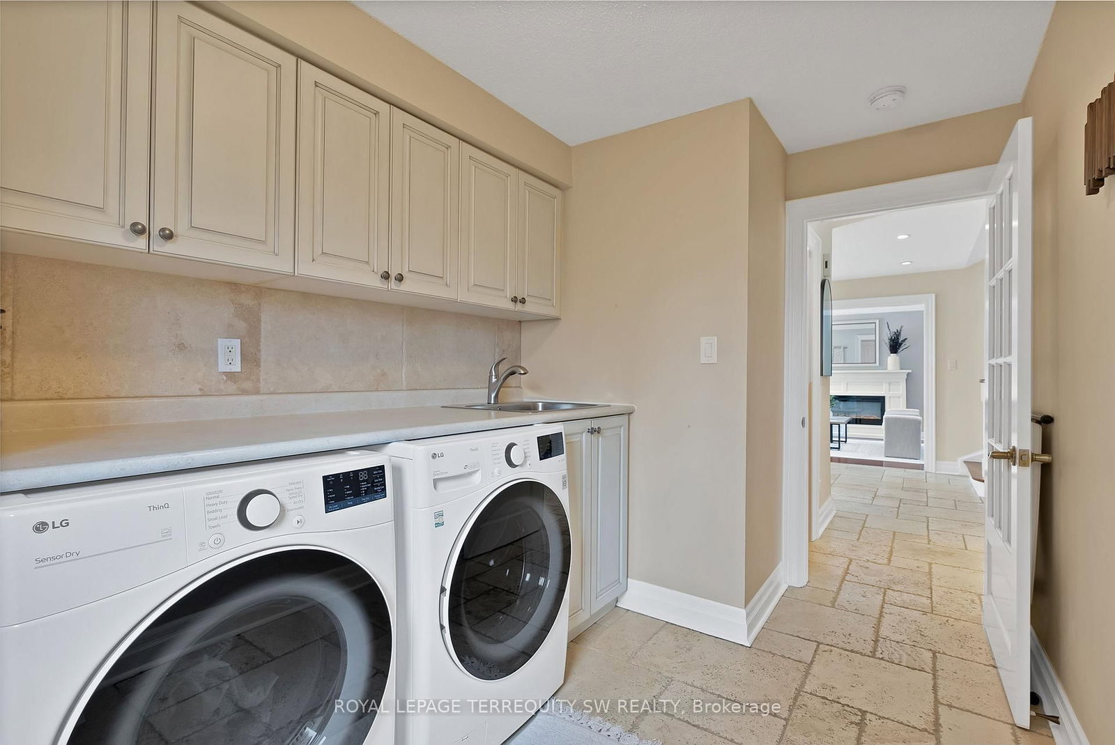 1169 Carlo Court • Mississauga, ON photo 22