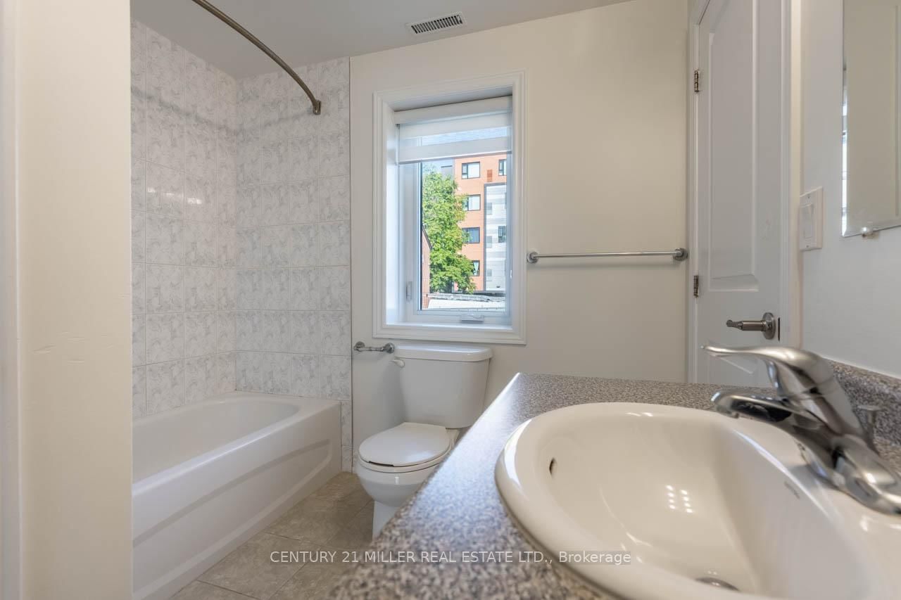 174 Bronte Milton,ON L9T 1Y8 — Photo 9