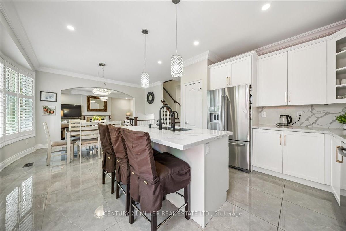 2371 Calloway Drive • Oakville, ON photo 14
