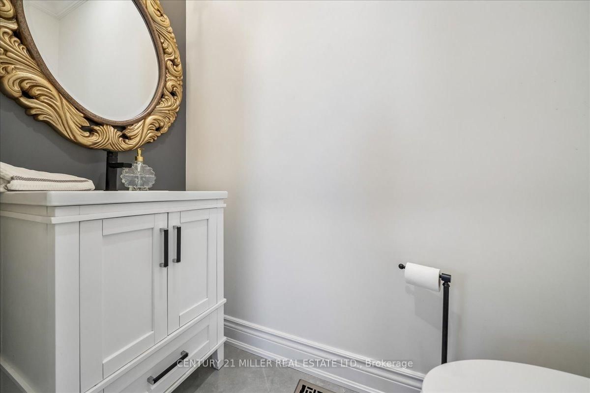 2371 Calloway Drive • Oakville, ON photo 17