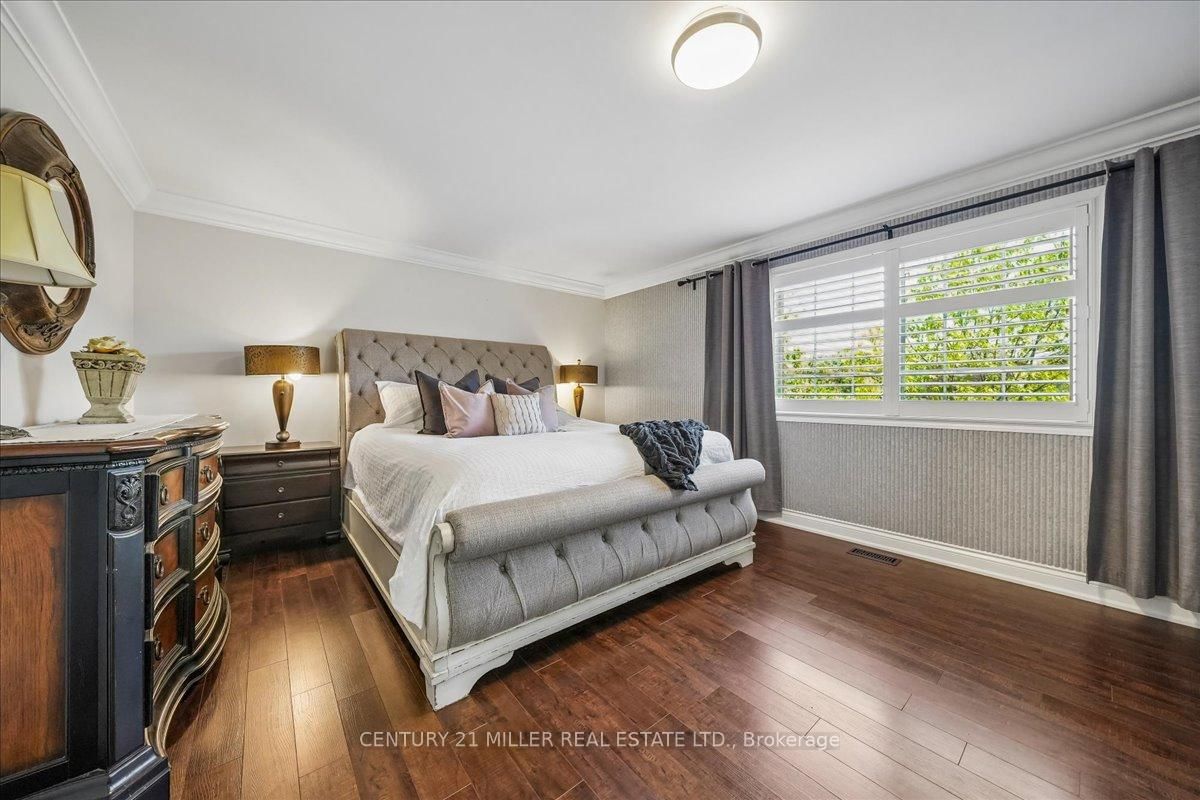 2371 Calloway Drive • Oakville, ON photo 22