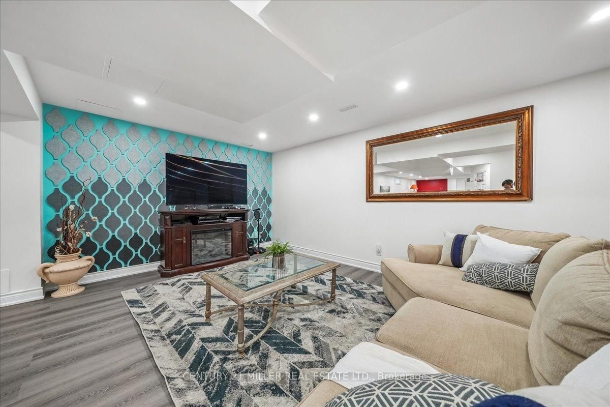2371 Calloway Drive • Oakville, ON photo 36