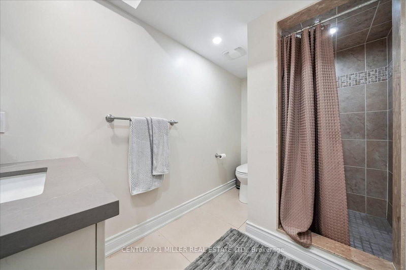 2371 Calloway Oakville,ON L6M 0C1 — Photo 40